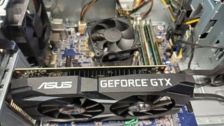 PC HP Z240 i7 32GB RAM SSD 1TB GTX 1650