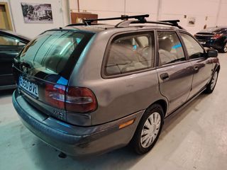 Volvo V40 2002