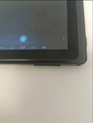 Tablet Android Negra con Funda