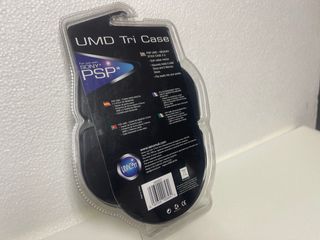 Estuche Venom PSP UMD y Tarjetas Memoria