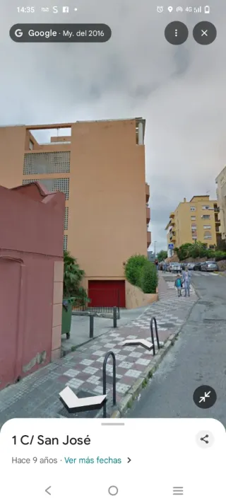 Alquilo plaza de Garage para 1 moto.