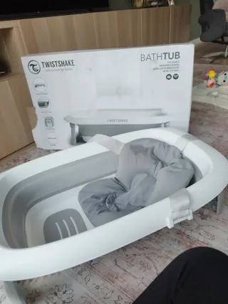 Bañera plegable Twistshake con reductor