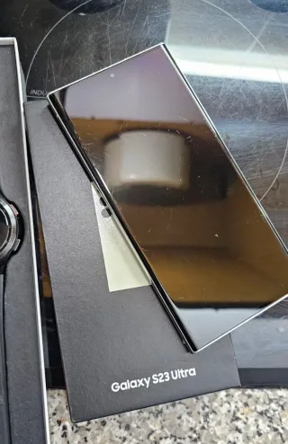 Samsung S23 Ultra Bianco + Smartwatch Samsung