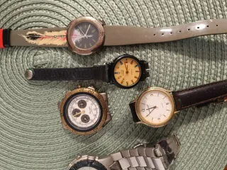 Lote de 5 Relojes, sin comprobar