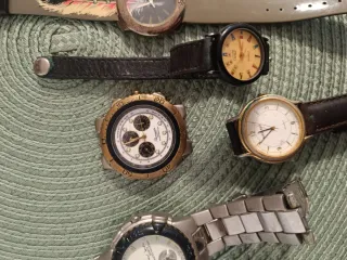 Lote de 5 Relojes, sin comprobar