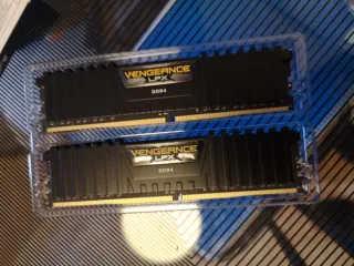Corsair Vengeance LPX 16GB DDR4 3000MHz