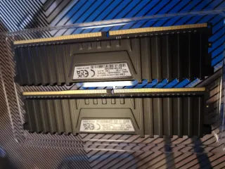 Corsair Vengeance LPX 16GB DDR4 3000MHz