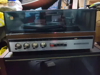 Giradischi e Amplificatore Vintage