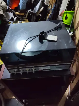 Giradischi e Amplificatore Vintage