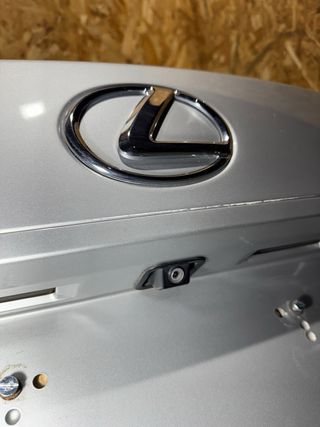 Portón trasero Lexus IS 250 Plata