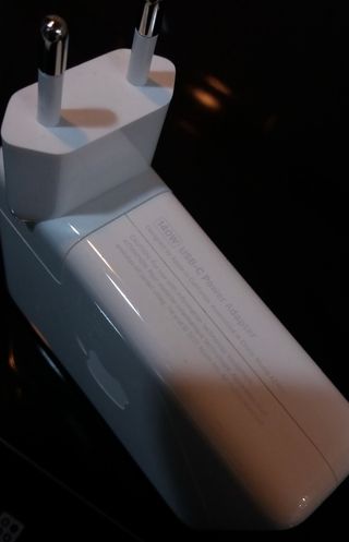 Cargador ORIGINAL Apple Carga rápida de 140W