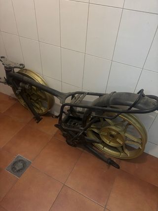 Chasis y Llantas Moto Ducati Vento