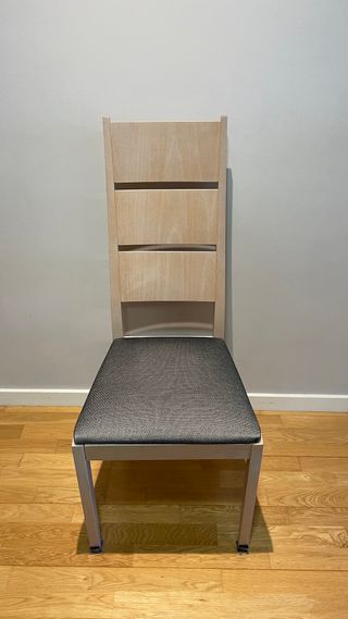 4 Sillas de Comedor Madera y Tela