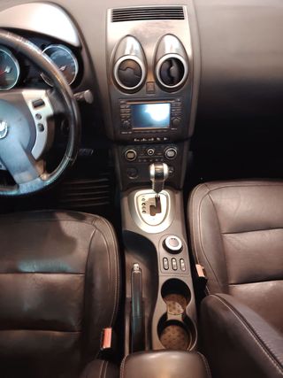 Nissan Qashqai+2 2009
