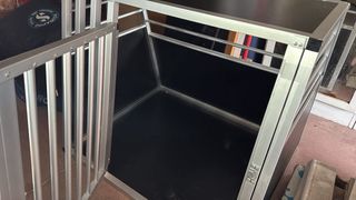 Jaula grande para perro, aluminio, casi nueva