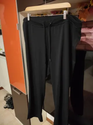 Pantaloni donna neri