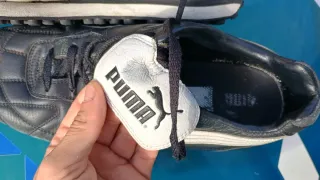 Scarpe da calcio Puma nere e bianche