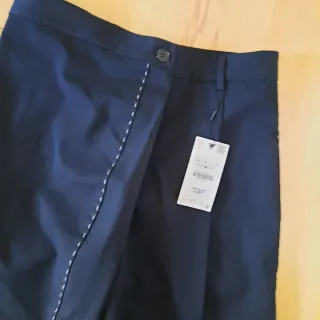Pantalón ancho pespuntes Zara