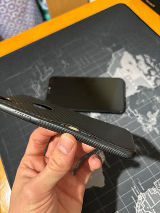 iPhone XR Negro + Cargador + Funda