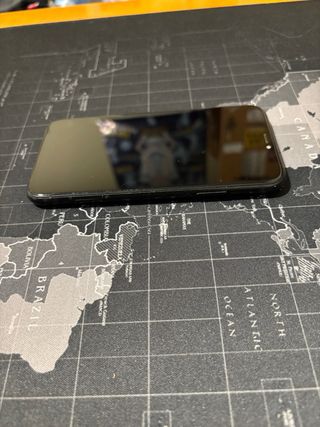iPhone XR Negro + Cargador + Funda