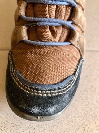 Botas montaña Primigi T.27