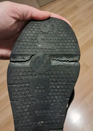 Botines Wonders Piel Cuña Elásticos Negro