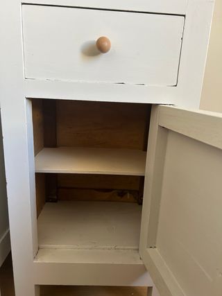 2 mesitas de noche antiguas restauradas