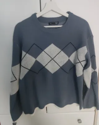 Jersey de rombos azul y blanco