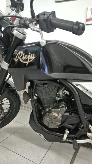 Rieju Century 125 Negra