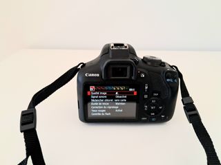 Cámara Canon EOS 2000D