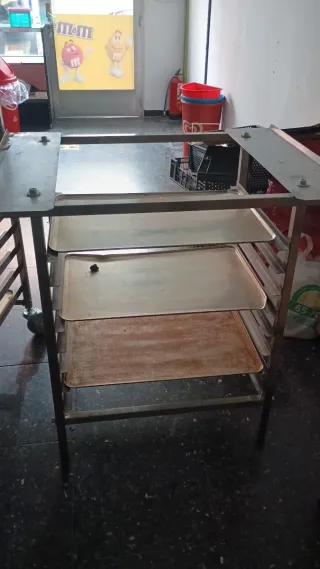 Soporte de horno y bandejas