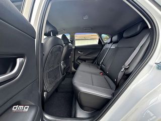 Hyundai Kona 1.0T 48V Tecno 100Cv