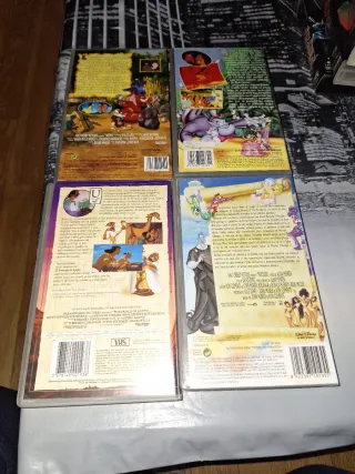 Lote 4 Películas VHS Disney (Español)