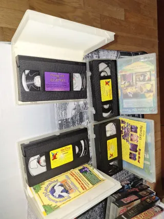 Lote 4 Películas VHS Disney (Español)