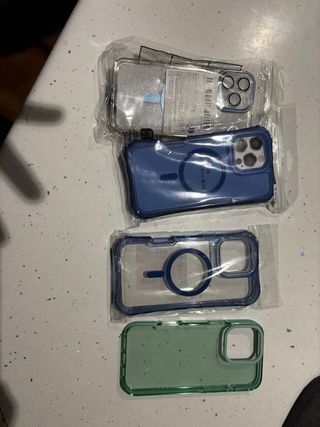 Fundas iPhone 16 Pro Max (4 unidades)