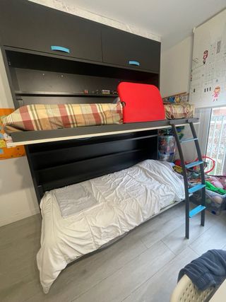 Litera Abatible Doble con colchones y dos vayas