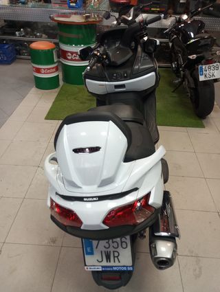 Suzuki Burgman 650 2017