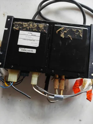 Amplificatore Alpine 3540