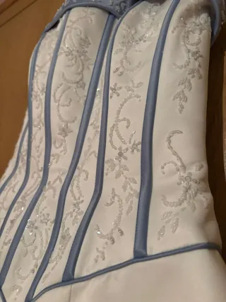 Vestido de Novia Blanco y Azul
