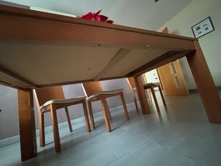 Mesa comedor y 6 sillas madera