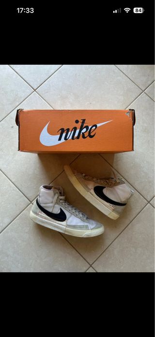 Nike Blazer Mid Scarpa