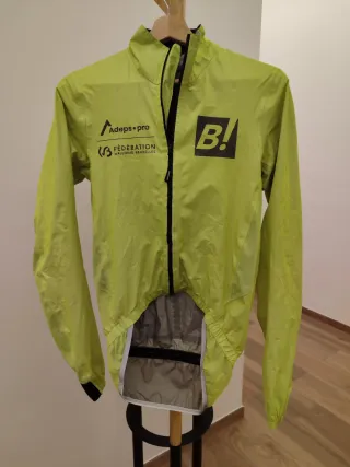 Giacca ciclismo antipioggia team Bingoal