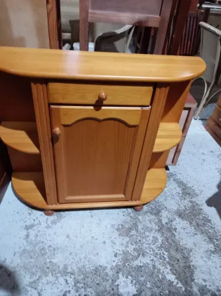 Mueble entradita con espejo de madera