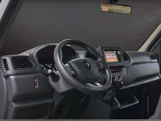 camion 3500kg  con trampilla renault master