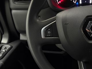 camion 3500kg  con trampilla renault master