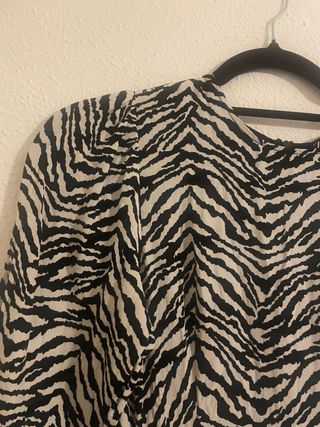 Vestido cebra manga larga