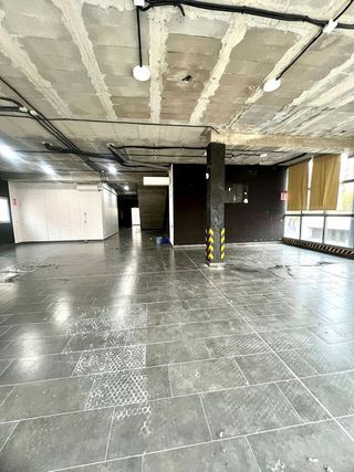 Local comercial en alquiler en Príncep de Viana - Clot -Xalets Humbert Torres en Lleida