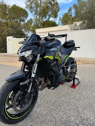 Kawasaki Z900