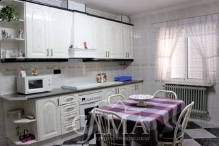 Chalet en venta en Tomelloso