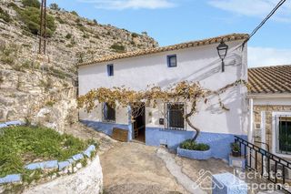 Chalet en venta en Cortes de Pallás